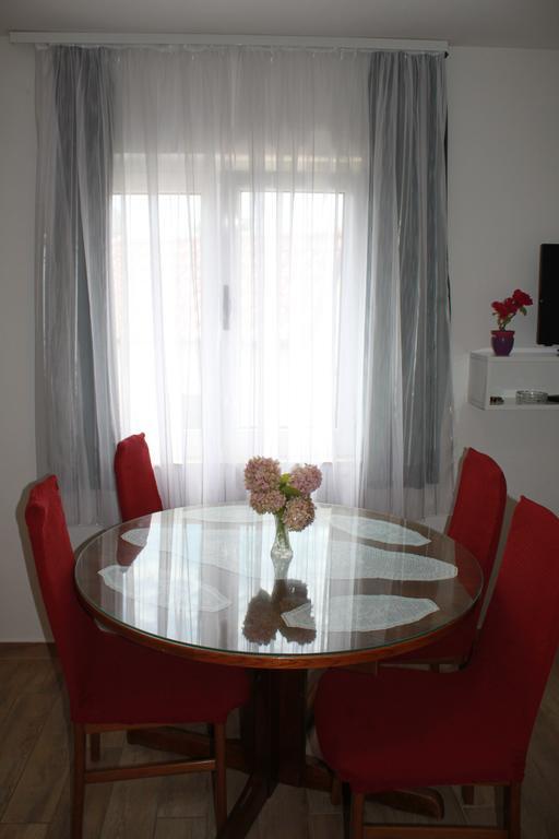 Apartman Kristina, Studio I Soba Примоштен Экстерьер фото